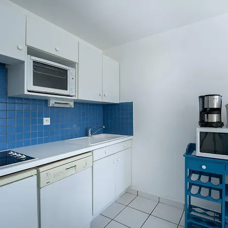 Apartment 3p A Avec Piscine Chauffee - Proche Et Thalasso - Fr-1-477-102 *